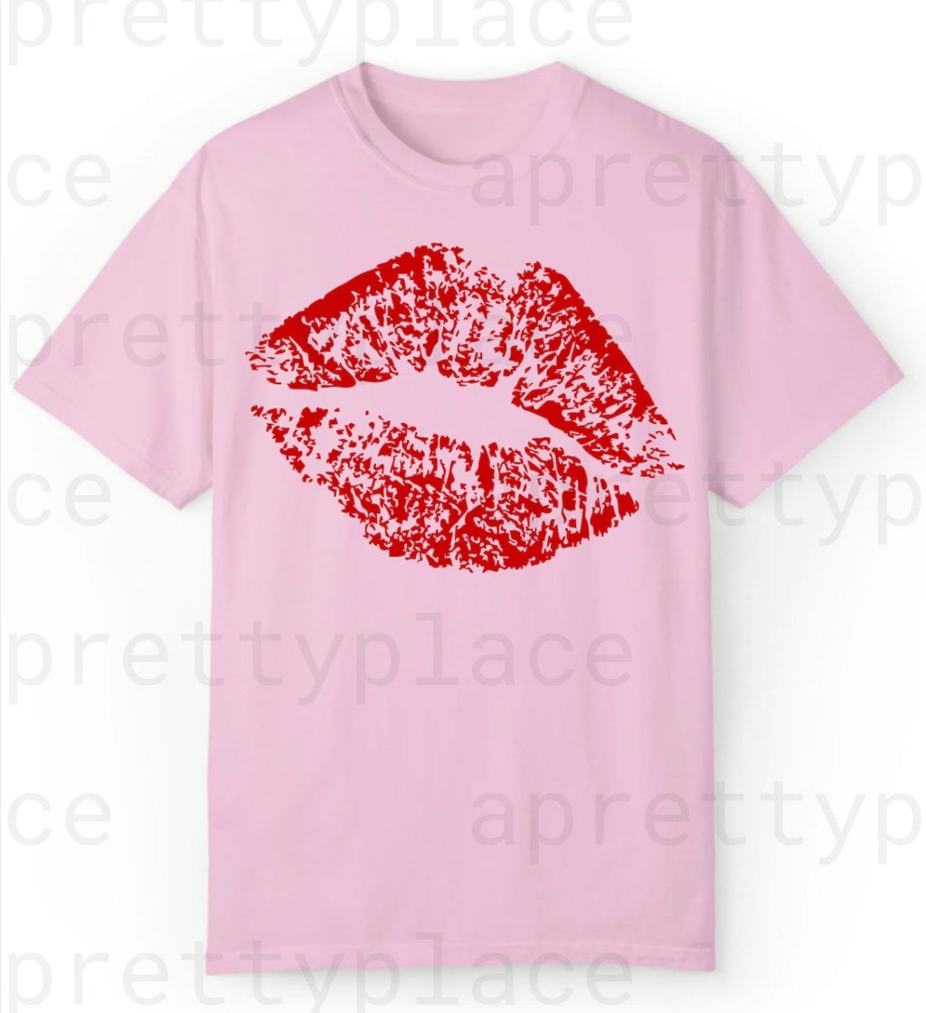 Lips Tee